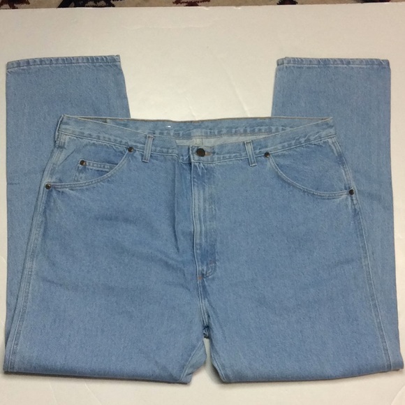 New Mens Wrangler Regular Fit Jeans Sz 42X30 - Picture 3 of 6